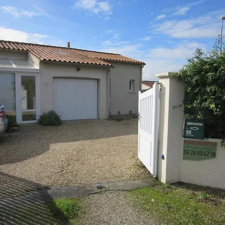 Maranatha Bed & Breakfast Les Gonds